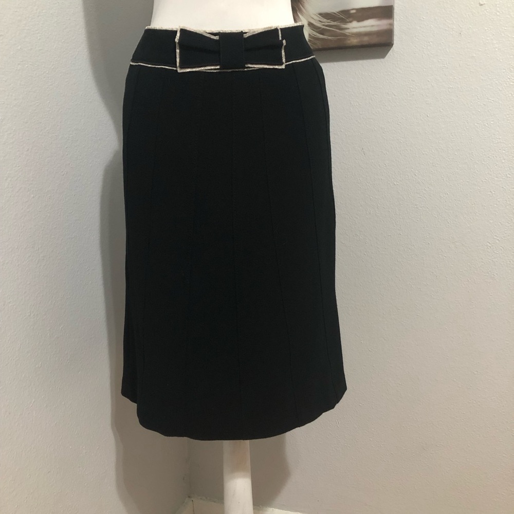 ANN TAYLOR 100% Wool Women’s Elegant Black Skirt with Bow Detail